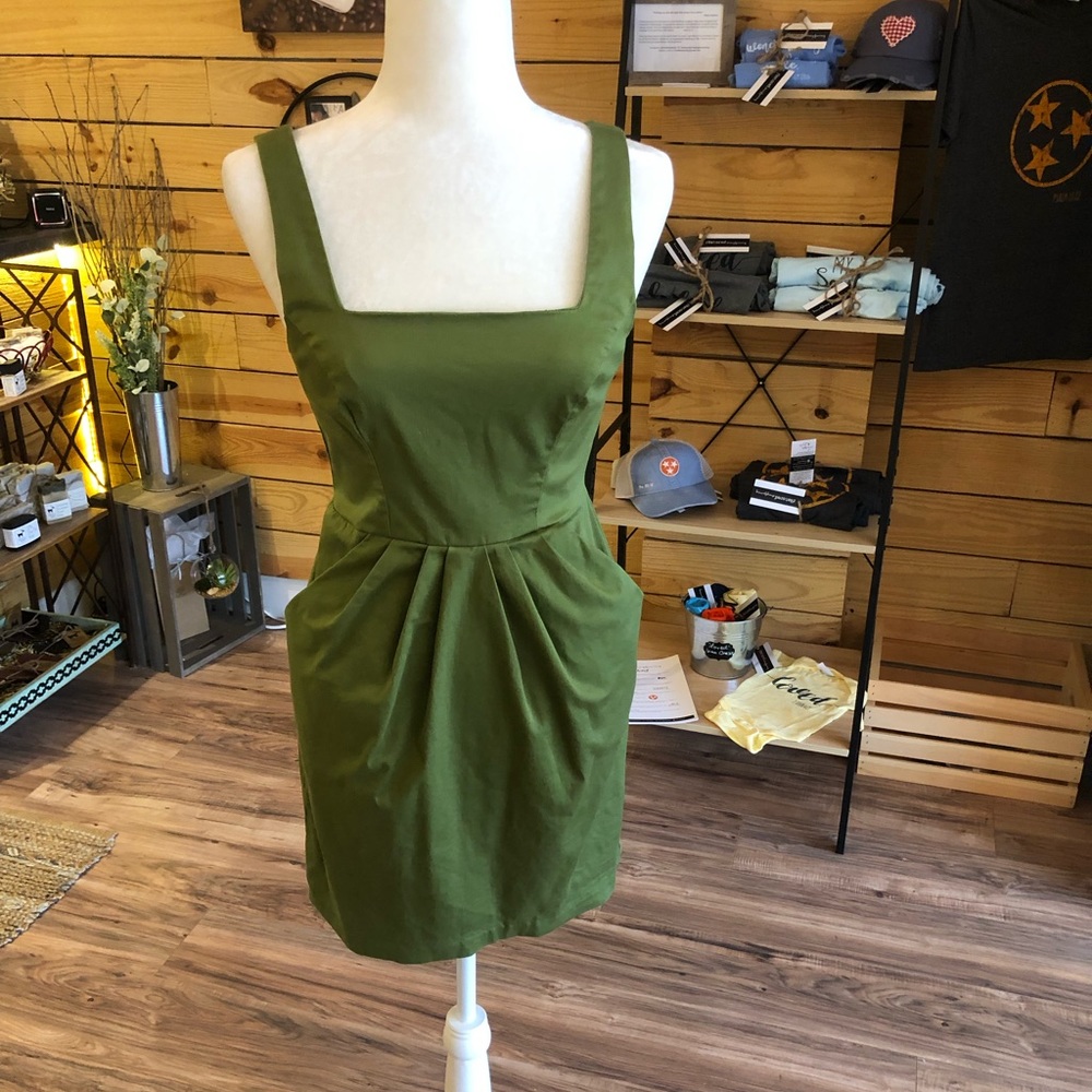 Olive green fitted dress with pockets
